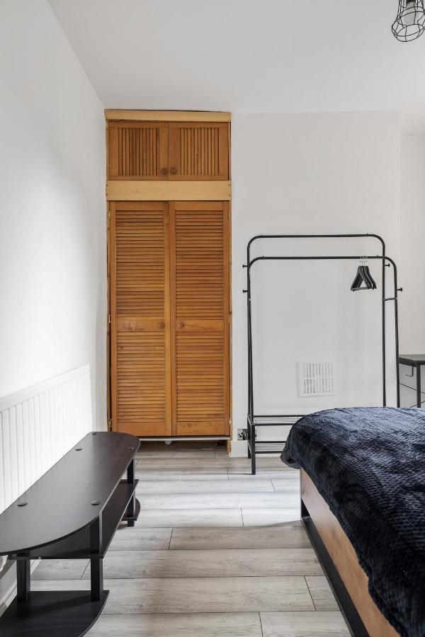 Beautifully Modern 2-Bed Apartment W/Garden Londra Esterno foto